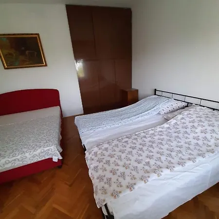 Hazuga Apartman